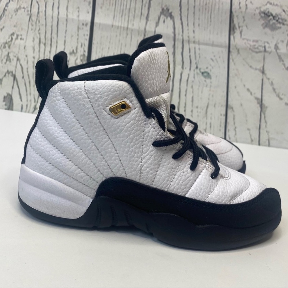 COPY - Jordan’s size 13c